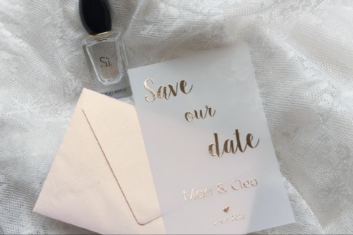 chique save the date kaarten